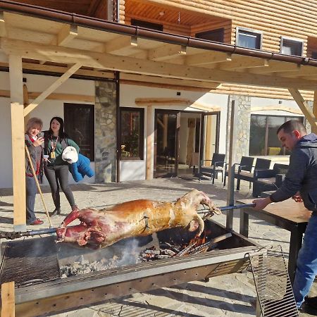 Casa De Vacanta Clara Maria Comarnic Eksteriør bilde
