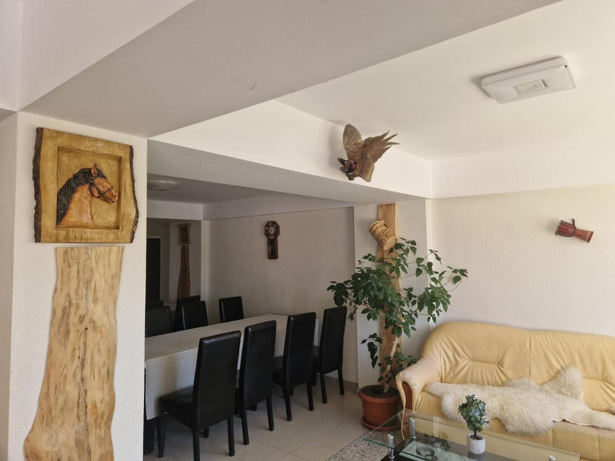 Casa De Vacanta Clara Maria Comarnic Eksteriør bilde